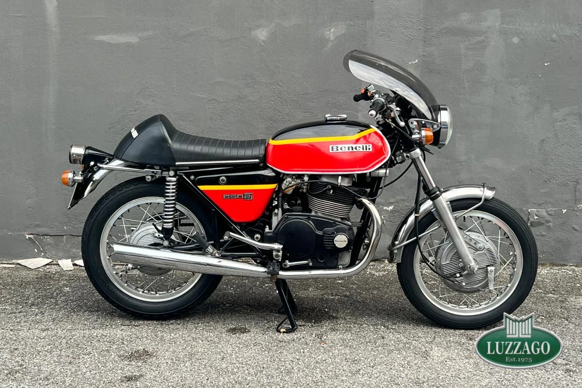 moto Benelli Leoncino 125
